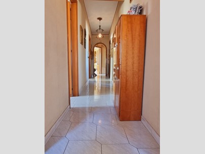 Quadrilocale in Vendita a Barcellona Pozzo di Gotto, 85'000€, 163 m²