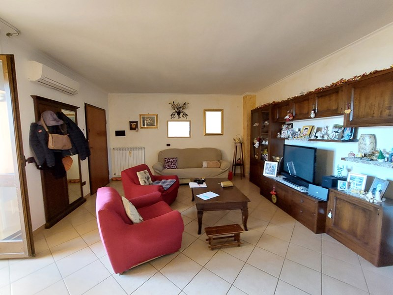 Attico in Vendita a Scorrano, 73'000€, 92 m²