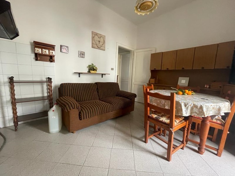 Bilocale in Vendita a Lucca, zona San Vito, 76'000€, 45 m², arredato