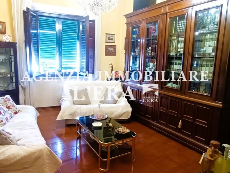 Appartamento in Vendita a Pontedera, 140'000€, 108 m²