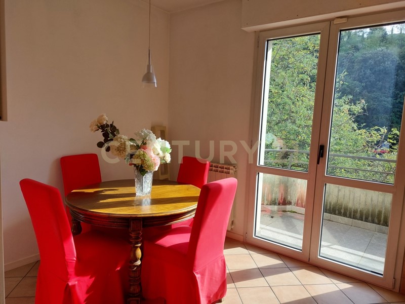 Appartamento in Vendita a Reggello, 160'000€, 90 m²