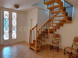 Appartamento in Vendita a Reggello, 160'000€, 90 m²