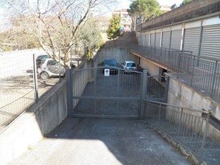 Box in Vendita a Bracciano, zona Via delle Palme n. 8, 37'000€, 40 m²