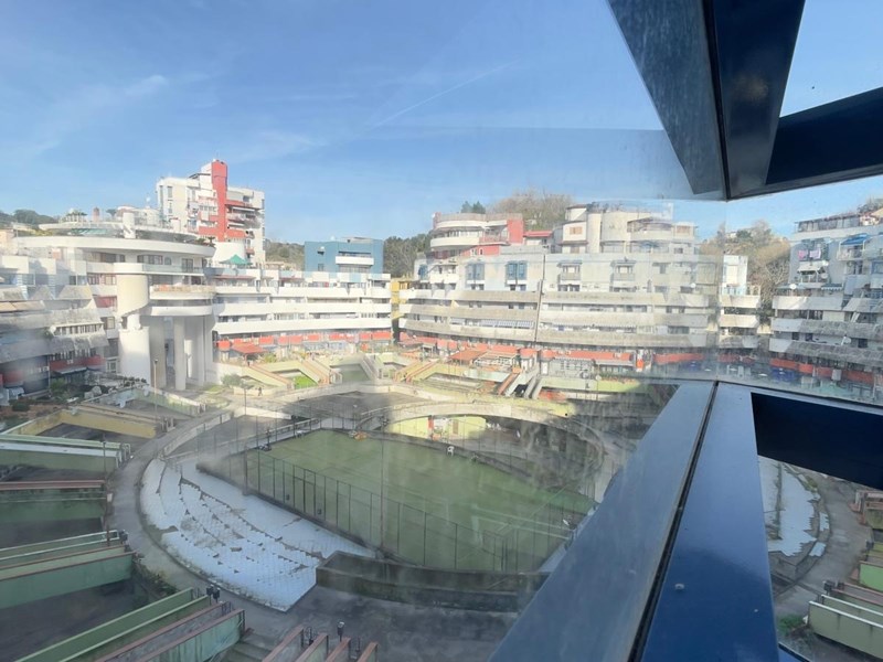 Quadrilocale in Vendita a Napoli, zona SAN CARLO ALL'ARENA, 205'000€, 115 m²