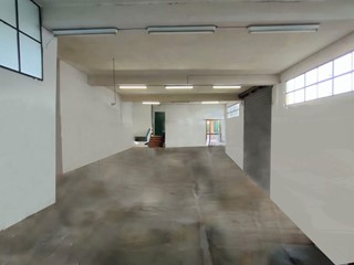 Capannone in Vendita a Massa, 590'000€, 200 m²