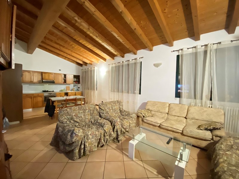 Trilocale in Vendita a Pojana Maggiore, 105'000€, 104 m²