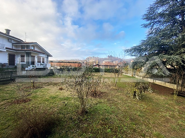 Terreno edificabile in Vendita a Dogliani, 68'000€, 600 m²