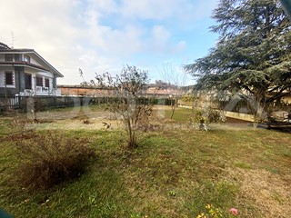 Terreno edificabile in Vendita a Dogliani, 68'000€, 600 m²