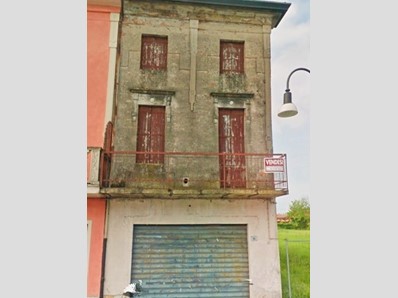 Appartamento in Vendita a Casale di Scodosia, 45'000€, 200 m²