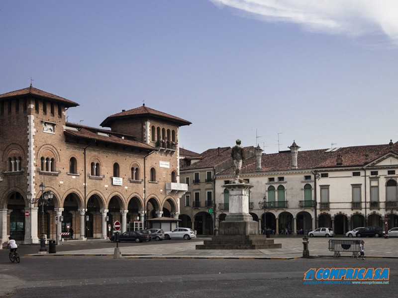 Appartamento in Vendita a Montagnana, 130 m²