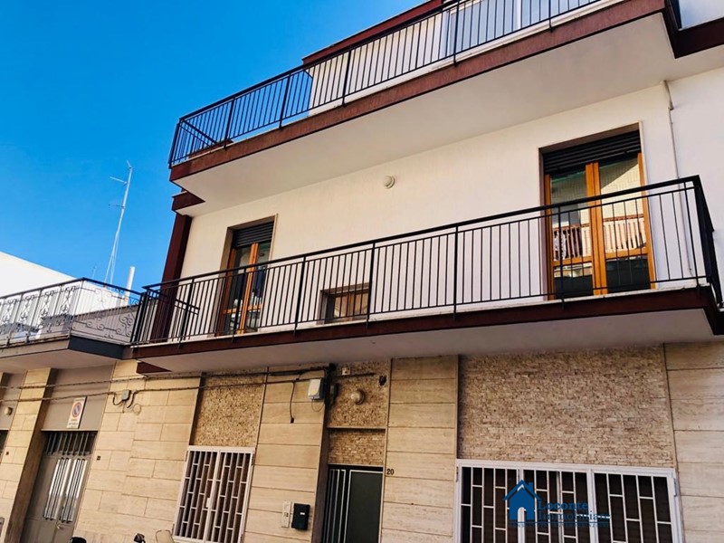 Casa Semi Indipendente in Vendita a Capurso, 177'000€, 100 m²