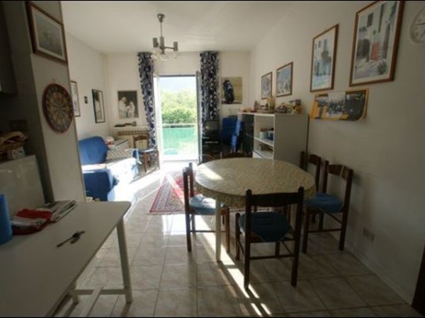 Trilocale in Vendita a Ameglia, zona Cafaggio, 120'000&euro;, 70 m², arredato