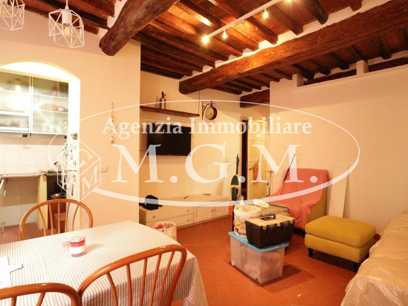 Trilocale in Vendita a Ponsacco, 75'000€, 60 m², arredato