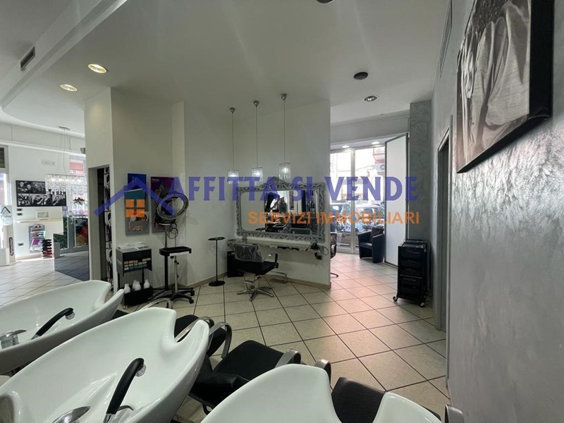Immobile commerciale in Vendita a Siracusa, 170'000&euro;, 90 m², arredato