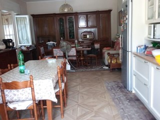 Villa in Vendita a Vicopisano, zona San Giovanni Alla Vena, 420'000€, 300 m², con Box