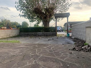 Casa Indipendente in Vendita a San Giuliano Terme, zona Arena Metato, 340'000€, 100 m², con Box