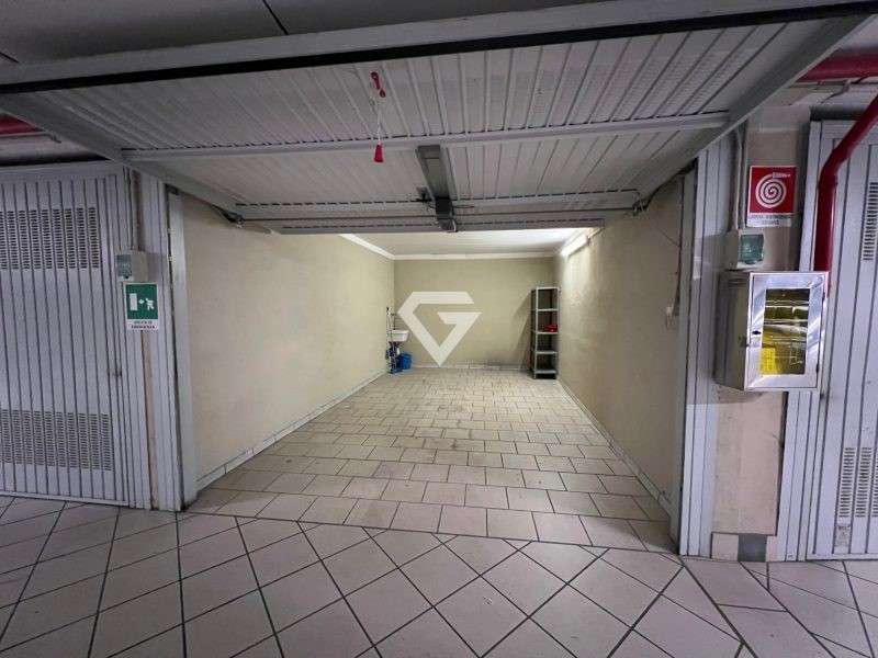 Box in Vendita a Loano, 70'000€, 18 m²