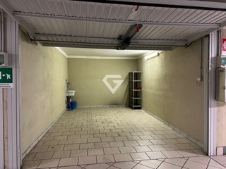 Box in Vendita a Loano, 70'000€, 18 m²
