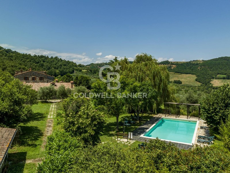 Rustico in Vendita a Ficulle, 590'000€, 520 m²