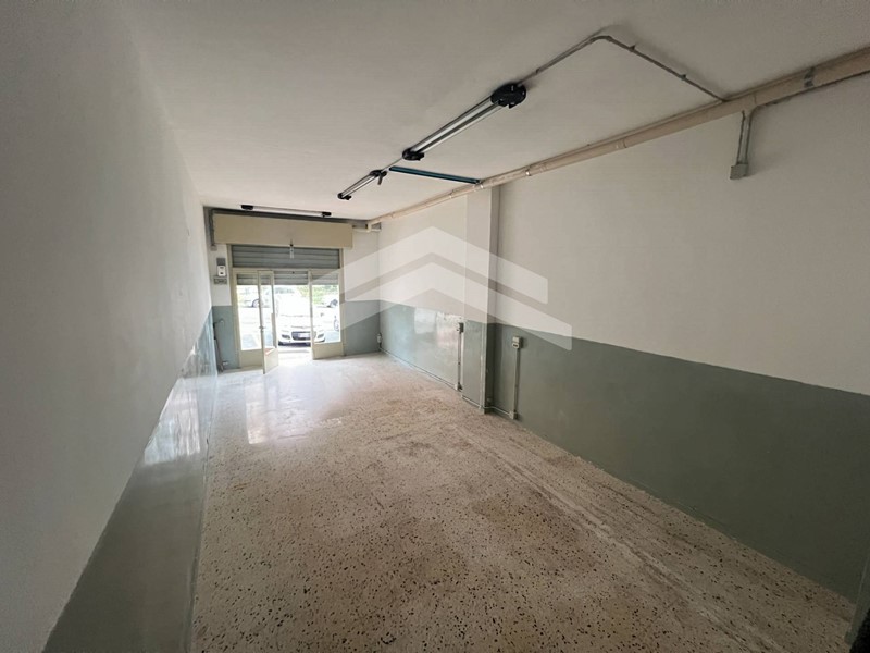Immobile commerciale in Affitto a Campobasso, zona Semicentro, 450€, 50 m²