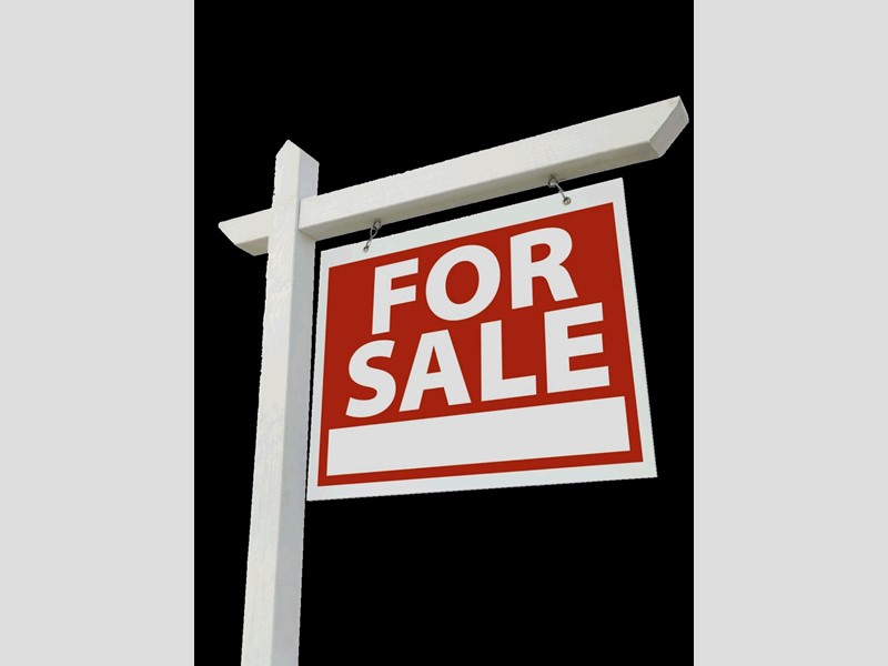 Immobile commerciale in Vendita a Luni, zona Casano, 90'000€, 76 m²