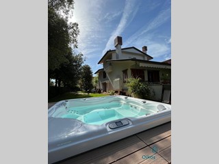 Villa in Affitto a Forte dei Marmi, 32'000€, 300 m², arredato