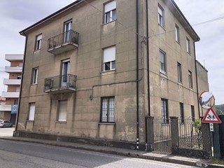 Trilocale in Vendita a Carolei, 35'000€, 75 m²