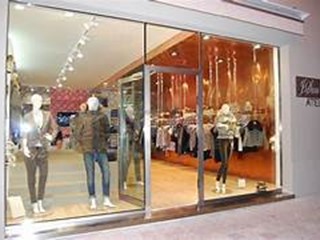 Immobile commerciale in Affitto a Rovigo, zona Centro cittÃ, 1'500€, 85 m²