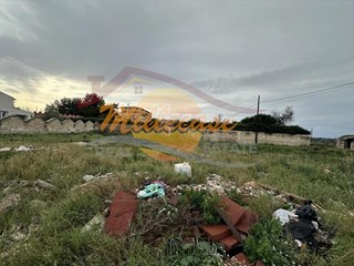 Terreno industriale in Vendita a Siracusa, zona Elorina, 47'000€, 1000 m²