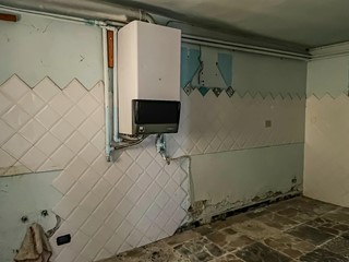 Casa Indipendente in Vendita a San Miniato, zona Ponte a Egola, 270'000&euro;, 250 m²