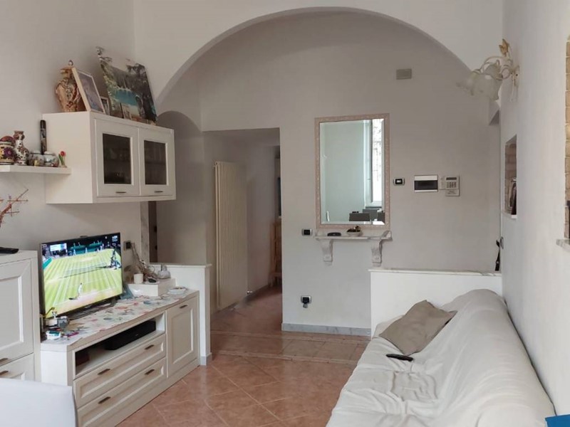 Quadrilocale in Vendita a Carrara, 190'000€, 100 m², arredato, con Box