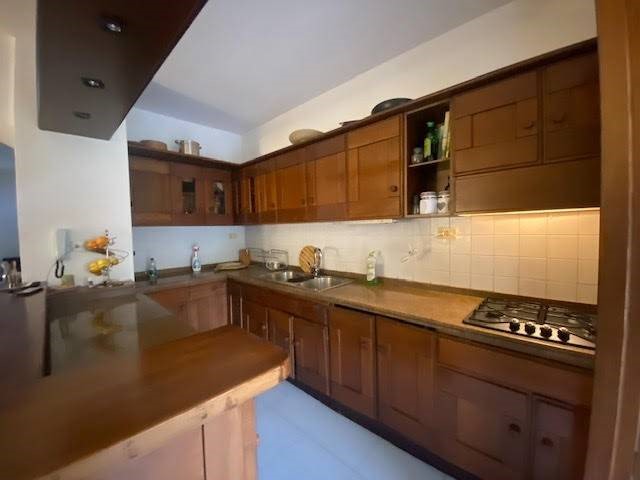 Villetta a schiera in Vendita a Luni, 260'000€, 180 m², arredato, con Box