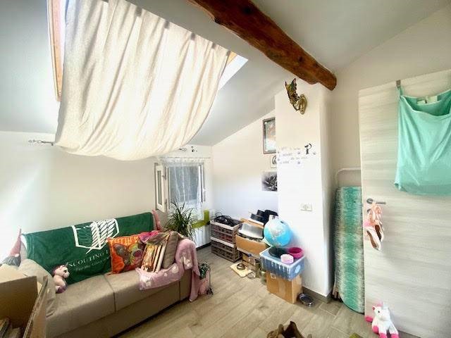 Trilocale in Vendita a Luni, 120'000€, 75 m², arredato