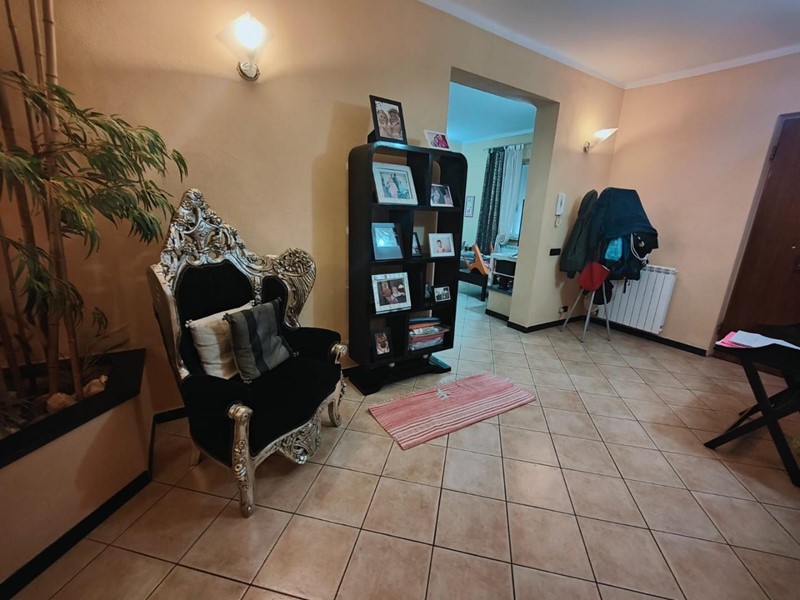 Appartamento in Vendita a Sarzana, 345'000€, 140 m²