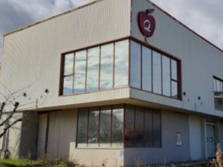 Immobile commerciale in Vendita a Roseto degli Abruzzi, 394'000€, 1500 m²
