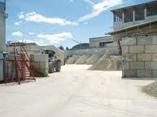 Terreno industriale in Vendita a Carrara, 1'950'000€, 