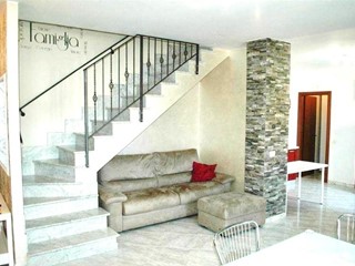 Quadrilocale in Vendita a Fosdinovo, zona Caniparola, 165'000€, 90 m², arredato