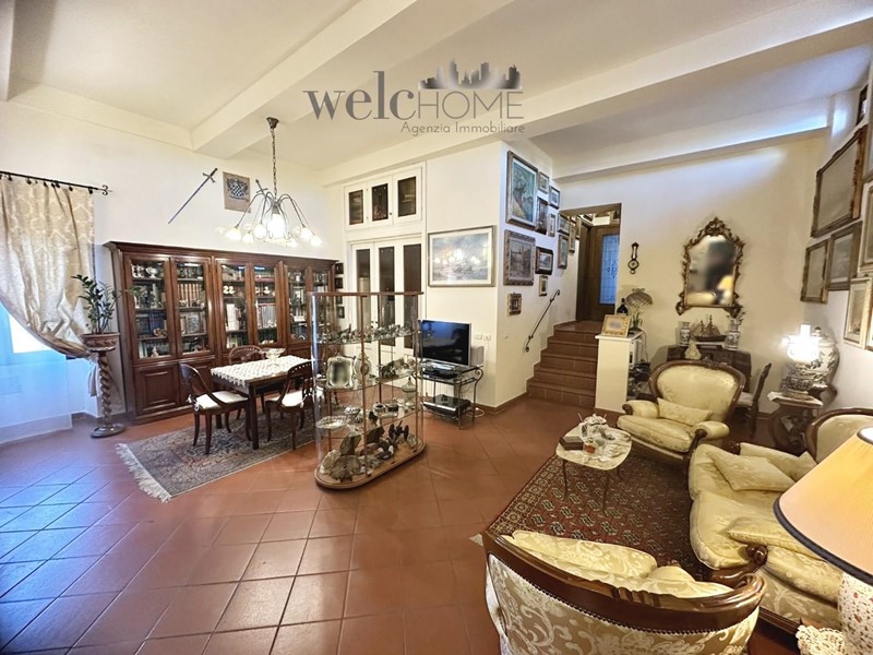 Quadrilocale in Vendita a Campi Bisenzio, zona San Donnino, 295'000€, 100 m²