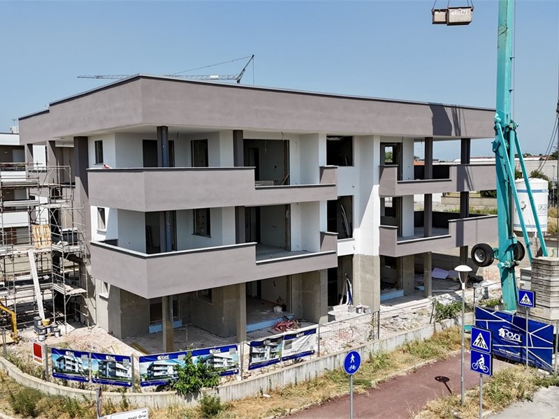 Trilocale in Vendita a Parabiago, 330'000&euro;, 107 m²
