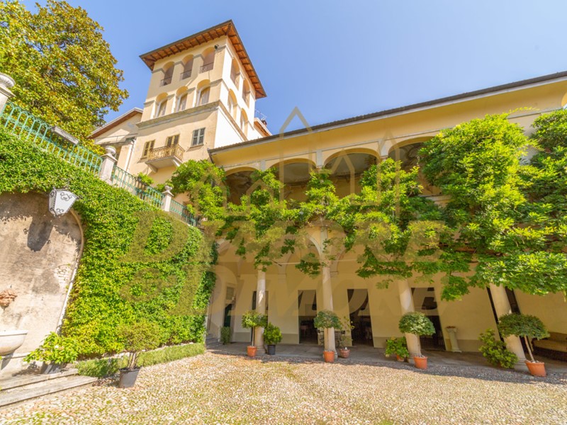 Casa Indipendente in Vendita a Varese, 2'300'000€, 1094 m²
