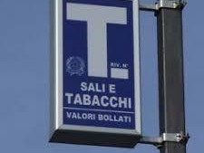 Attività commerciale in Vendita a Calcinaia, 220'000€, 90 m²