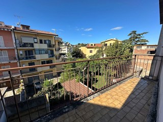 Casa Indipendente in Vendita a Barcellona Pozzo di Gotto, 55'000€, 148 m²