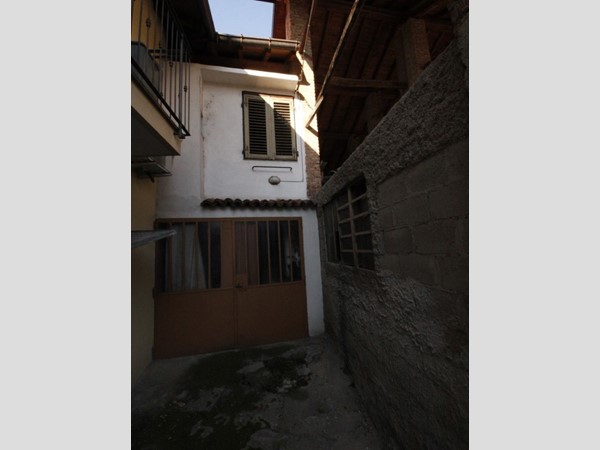 Magazzino in Vendita a San Vittore Olona, 19'000€, 60 m²