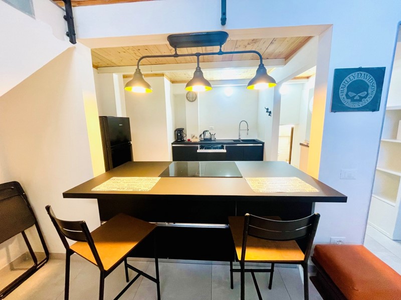 Bilocale in Vendita a Carrara, zona MARINA DI CARRARA, 95'000€, 40 m², arredato