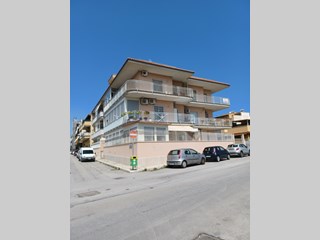 Quadrilocale in Vendita a Ficarazzi, 140'000€, 104 m²