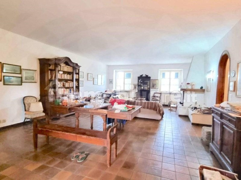 Casa di corte in Vendita a San Giuliano Terme, zona Campo, 285'000€, 210 m², con Box