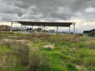 Capannone in Affitto a Barcellona Pozzo di Gotto, 1'200€, 360 m²