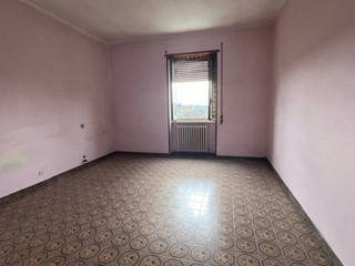 Casa Indipendente in Vendita a Civita Castellana, 150'000€, 200 m²