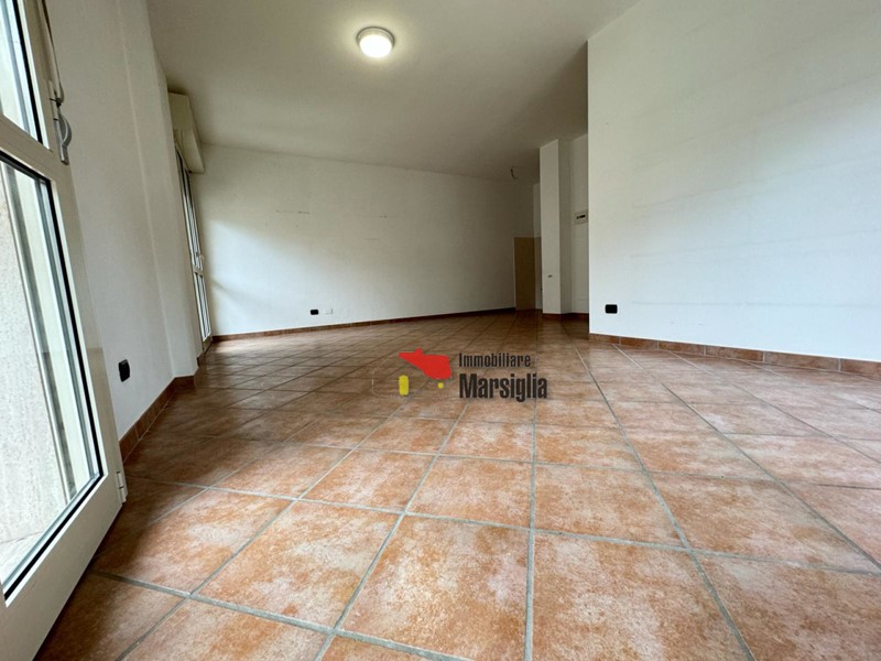 Trilocale in Vendita a Sanremo, 175'000&euro;, 74 m²
