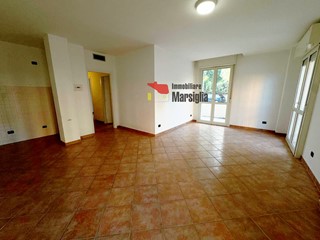 Trilocale in Vendita a Sanremo, 175'000&euro;, 74 m²